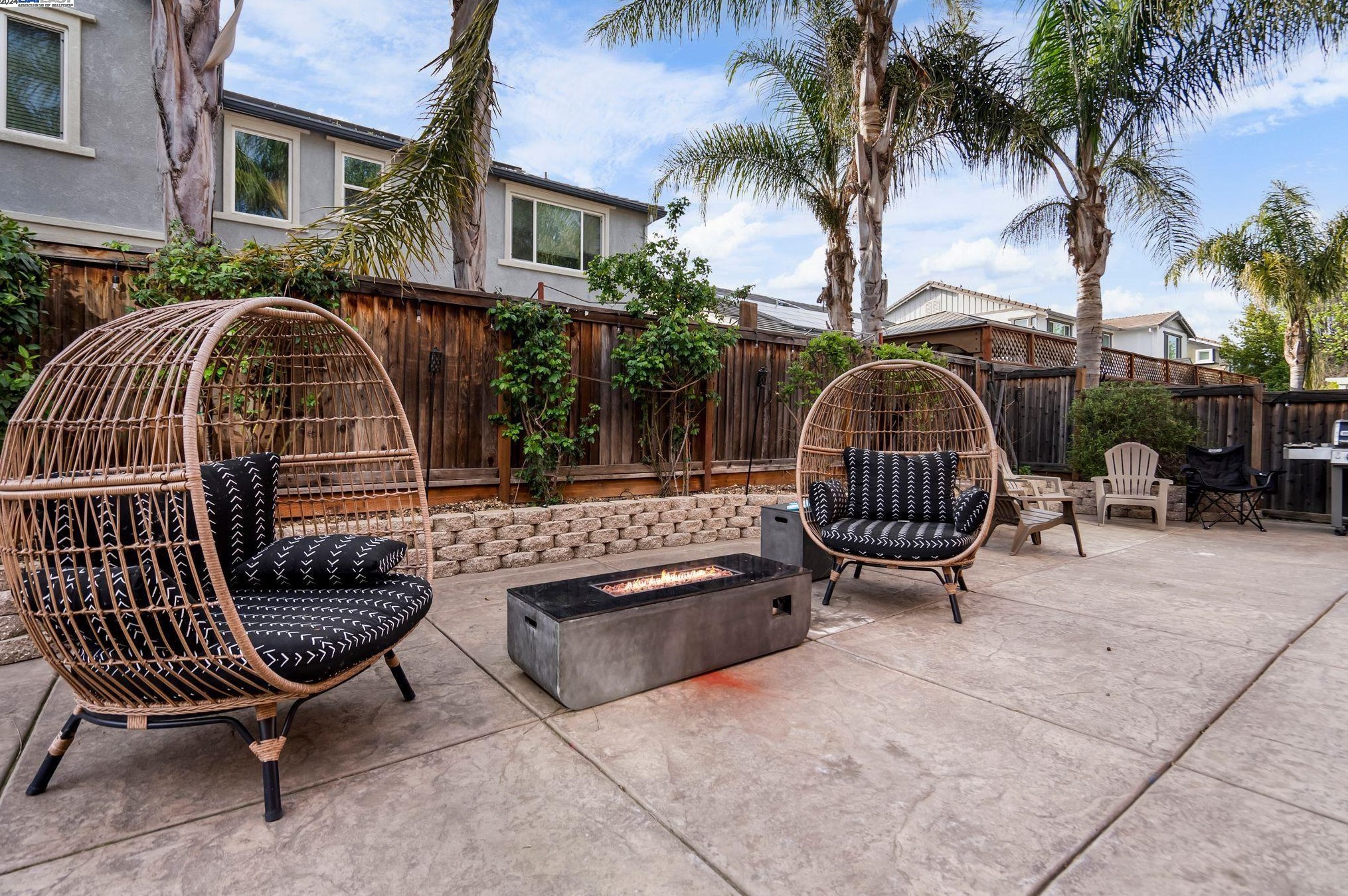 1653 Bedford Ct, Los Angeles CA  94513-5527 exterior