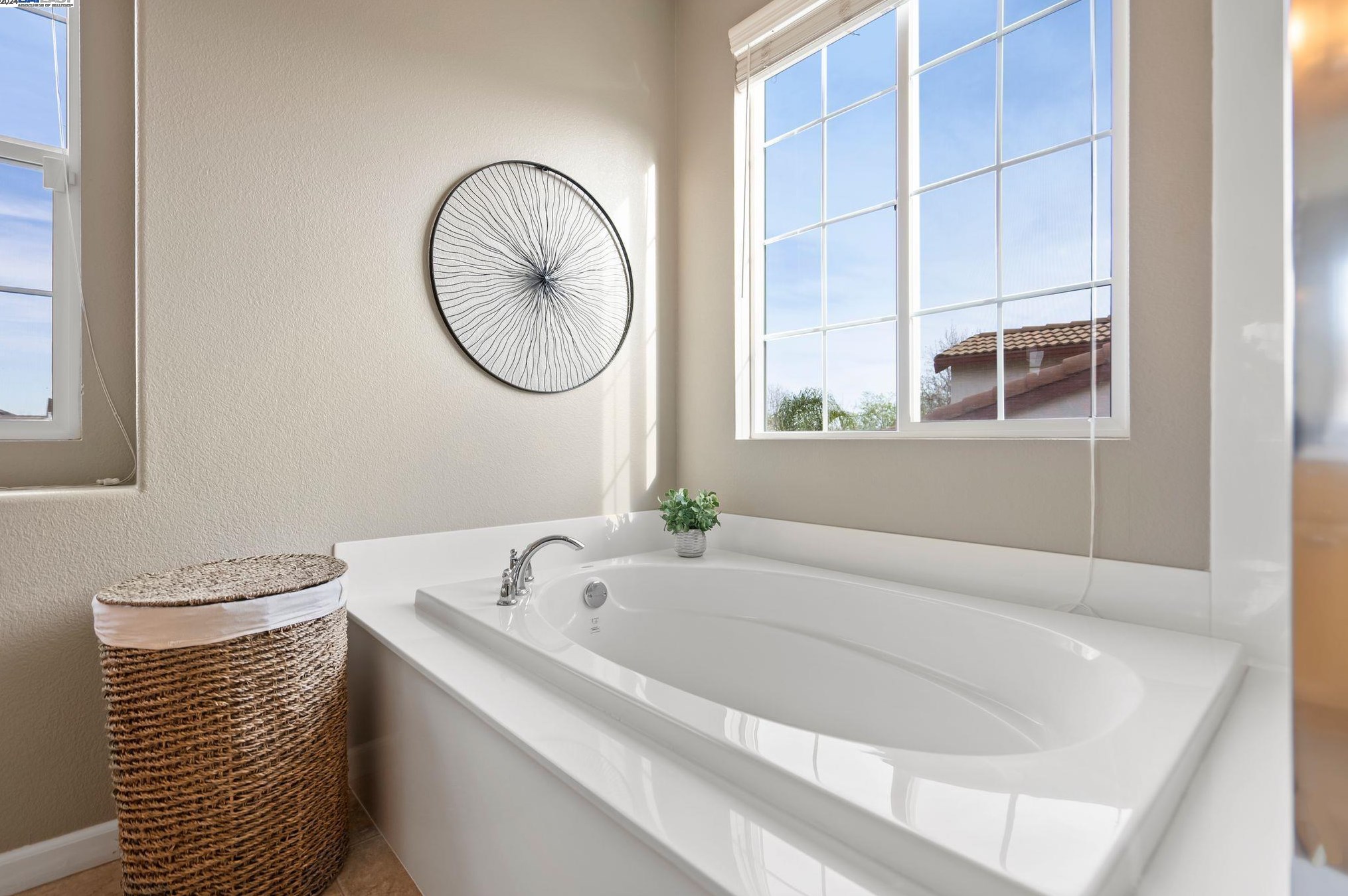 1653 Bedford Ct, Los Angeles CA  94513-5527 exterior