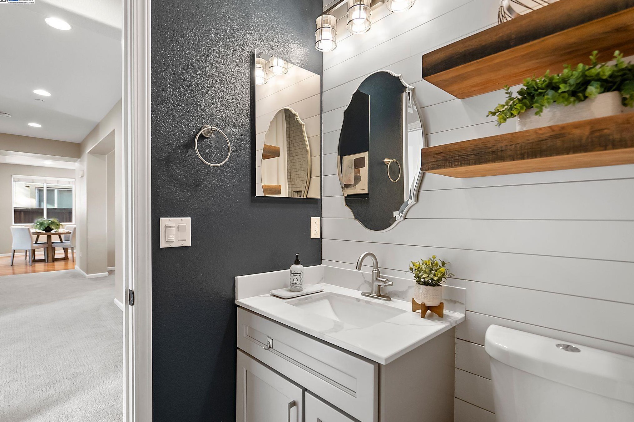 1653 Bedford Ct, Los Angeles CA  94513-5527 exterior