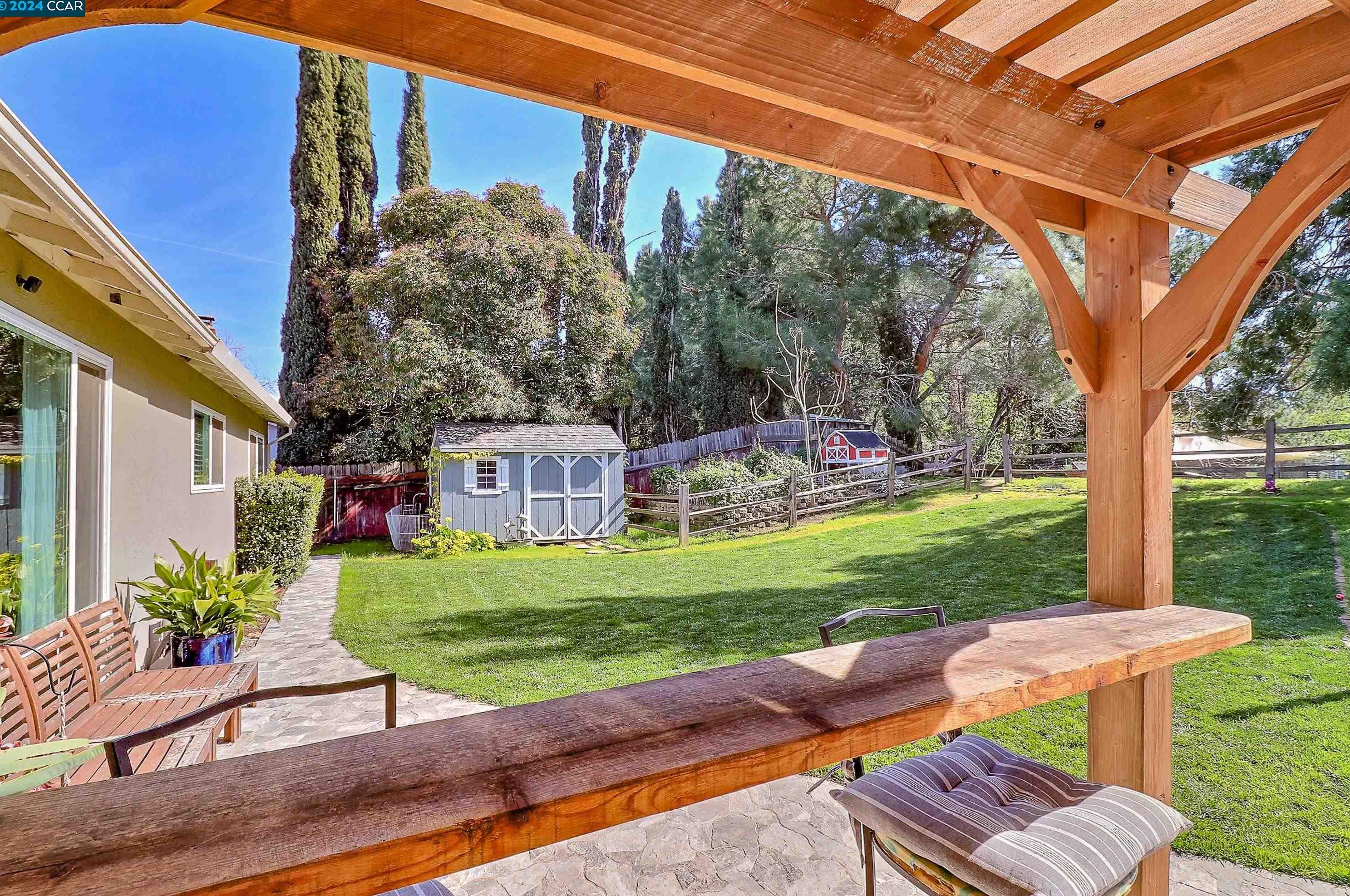 5024 Netto Dr, Concord CA  94521-2241 exterior