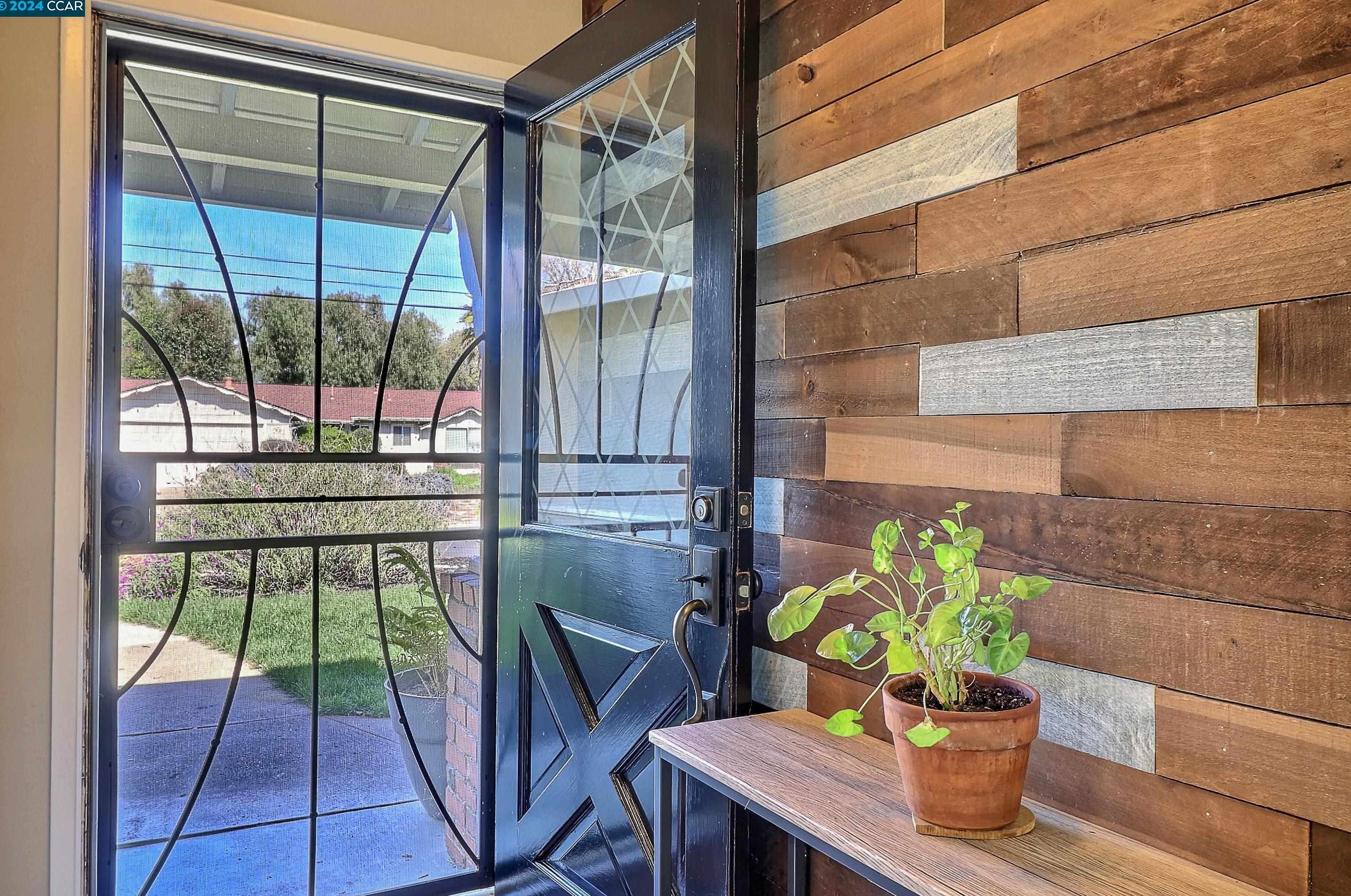 5024 Netto Dr, Concord CA  94521-2241 exterior