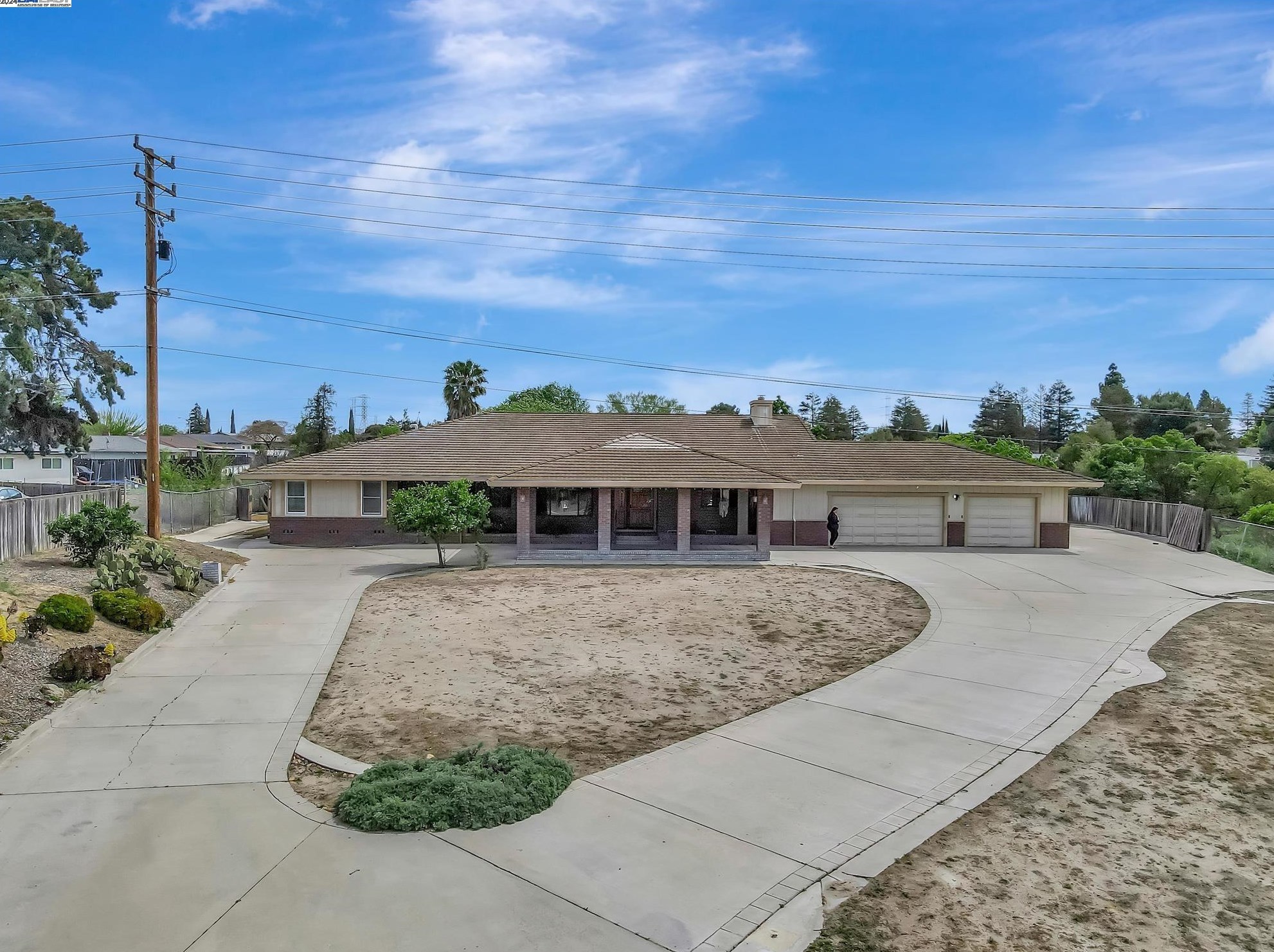 1525 Hillcrest Ave, Antioch, CA 94509