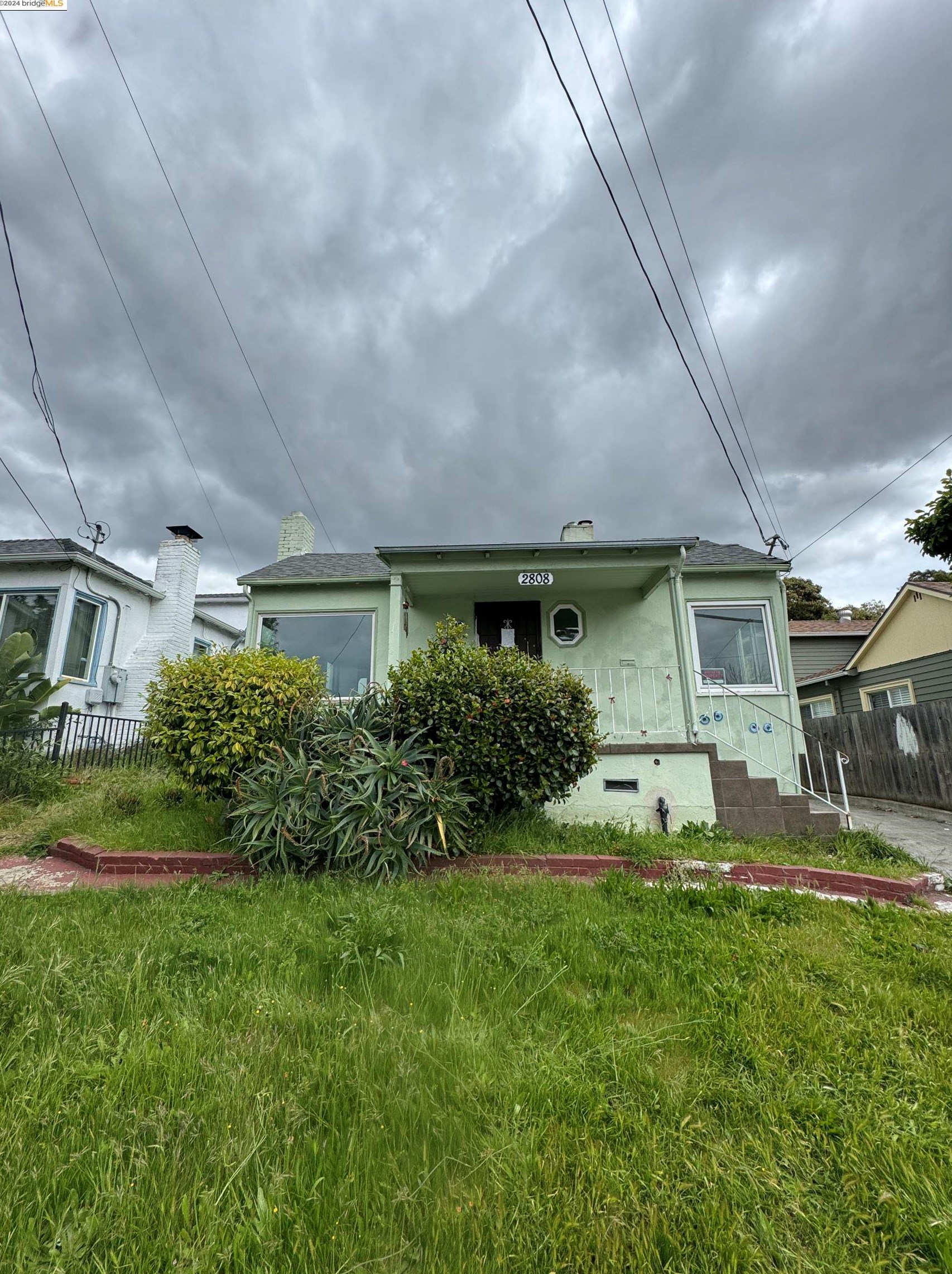 2808 23rd Ave, Oakland, CA 94606-3532