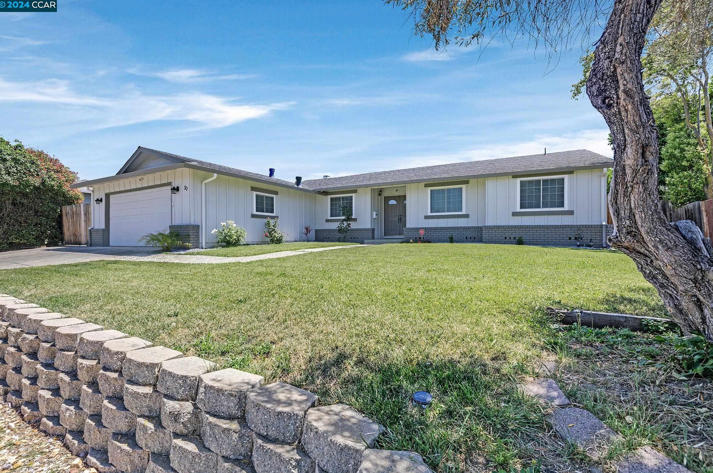 30 Sherwood Ct, West Pittsburg, CA 94565