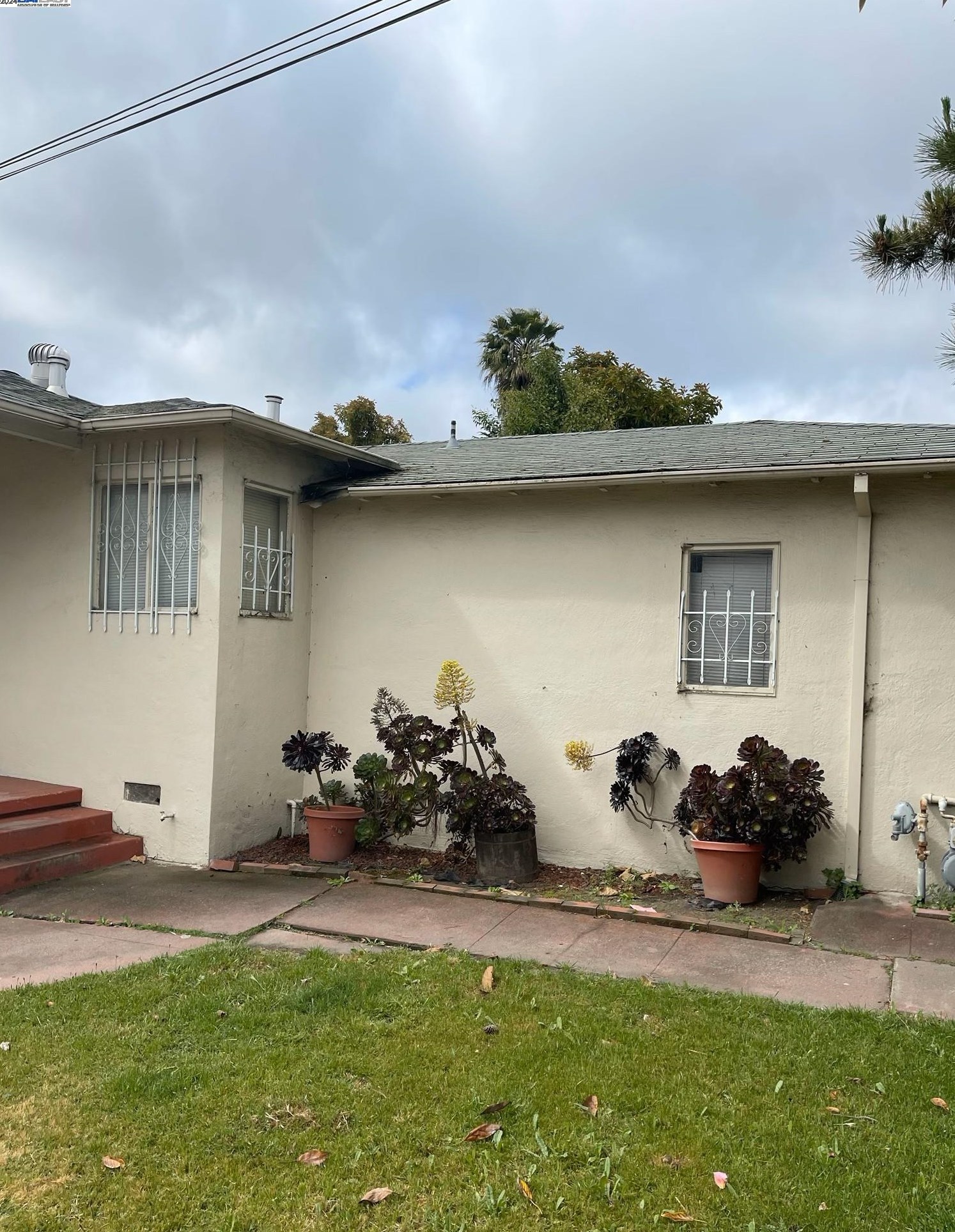 1257 Apple Ave, Hayward, CA 94541-1501