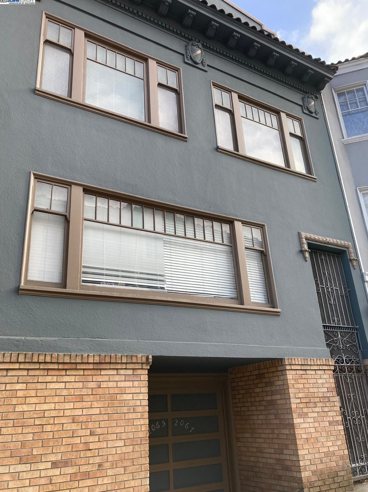 2069 Fulton St, San Francisco CA  94117-1119 exterior