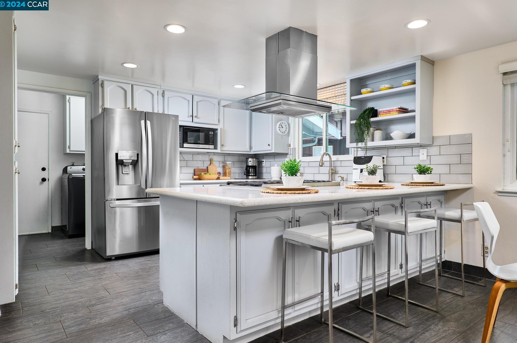 3860 El Campo Ct, Concord CA  94519-1823 exterior