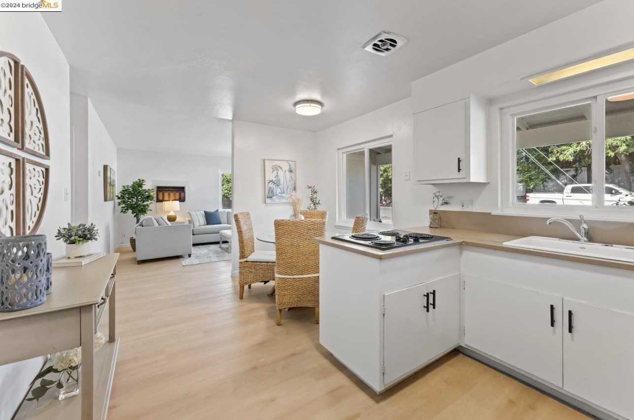 1511 Ayers Rd, Concord, CA 94521