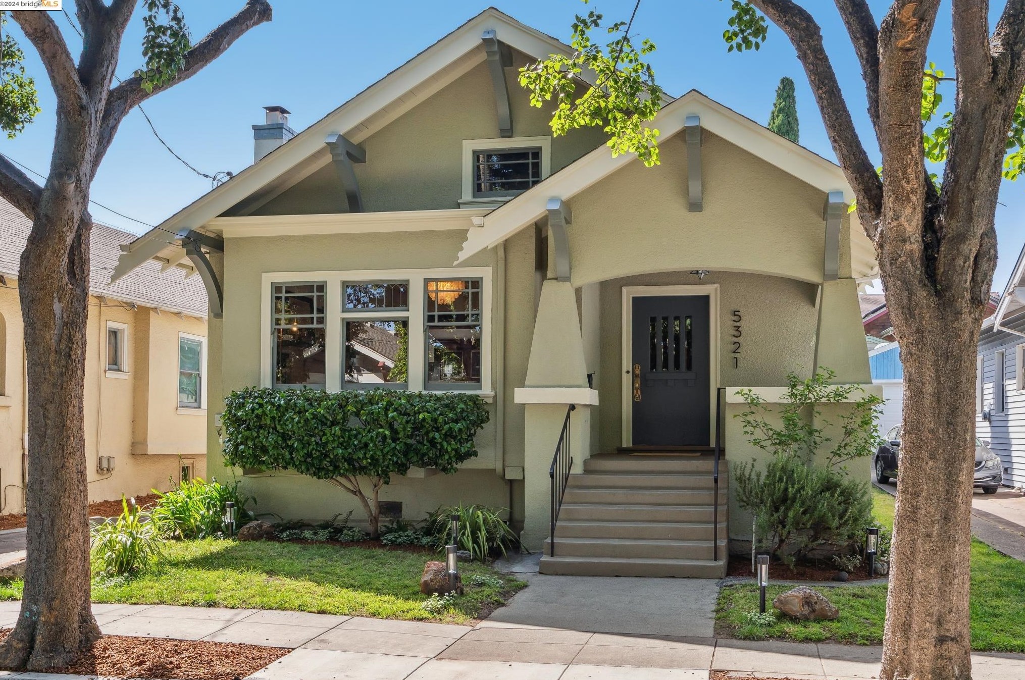 5321 James Ave, Oakland, CA 94618-1103