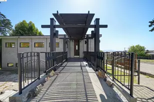 921 Clark Pl, El Cerrito, CA 94530 - Photo 1