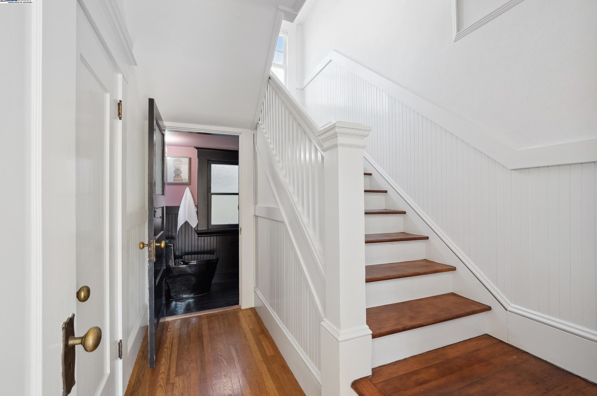 1837 Santa Clara Ave, Alameda CA  94501-2666 exterior