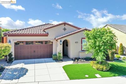 1516 Symphony Circle, Brentwood, CA 94513 - Photo 1