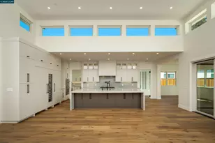 1070 Borrette Ct, Napa, CA 94558 - Photo 4