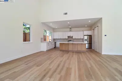 5232 Henderson Ct, Antioch, CA 94531 - Photo 16