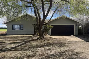 1290 Orange Ave, Patterson, CA 95363 - Photo 2