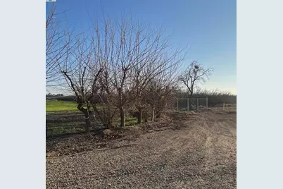1290 Orange Ave, Patterson, CA 95363 - Photo 22