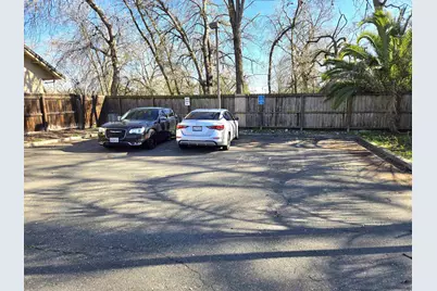 3135 Academy Way, Sacramento, CA 95815 - Photo 10