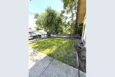 3135 Academy Way, Sacramento, CA 95815 - Photo 4
