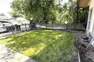 3135 Academy Way, Sacramento, CA 95815 - Photo 4
