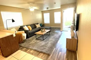 3135 Academy Way, Sacramento, CA 95815 - Photo 16