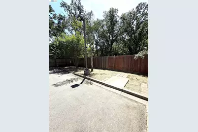 3135 Academy Way, Sacramento, CA 95815 - Photo 32