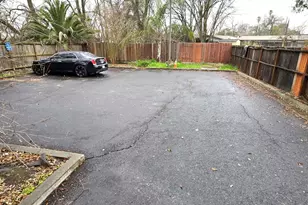 3135 Academy Way, Sacramento, CA 95815 - Photo 6