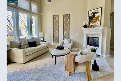 1021 Pebble Beach Dr, Clayton, CA 94517 - Photo 12