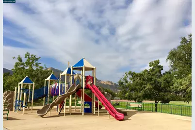 1021 Pebble Beach Dr, Clayton, CA 94517 - Photo 52