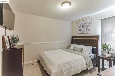 256 Douglas Ln, Pleasant Hill, CA 94523 - Photo 46