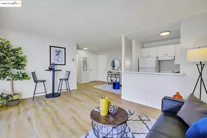 3 Admiral Dr #F370, Emeryville, CA 94608 - Photo 10