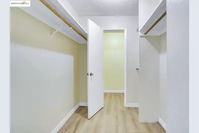 3 Admiral Dr #F370, Emeryville, CA 94608 - Photo 6