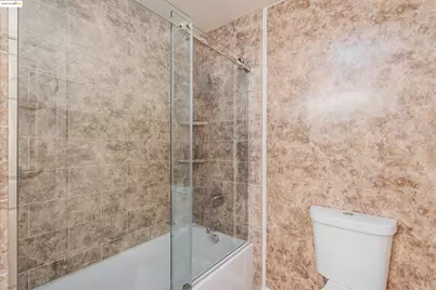 343 Carolina St, Vallejo, CA 94590 - Photo 14