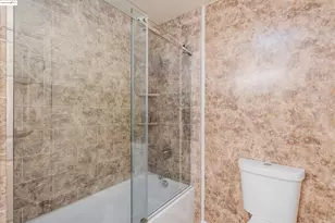 343 Carolina St, Vallejo, CA 94590 - Photo 14