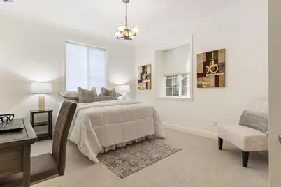 6440 Longcroft Dr, Oakland, CA 94611 - Photo 14