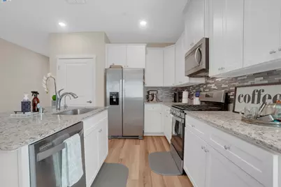 2211 Lavender Pl, Rio Vista, CA 94571 - Photo 14