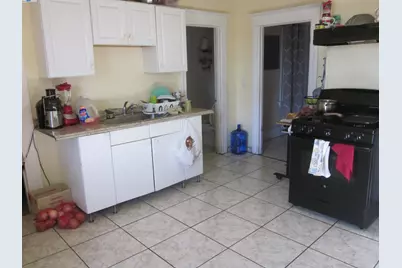 9639 International Blvd, Oakland, CA 94603 - Photo 10