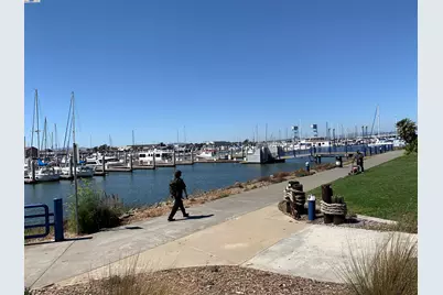 25 Burnham St, Vallejo, CA 94590 - Photo 12