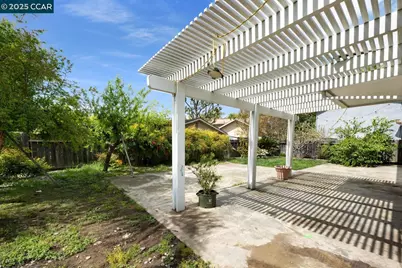 8715 Eastwood Ct, Stockton, CA 95209 - Photo 26