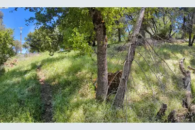 21201 Crystal Falls Dr, Sonora, CA 95370 - Photo 2