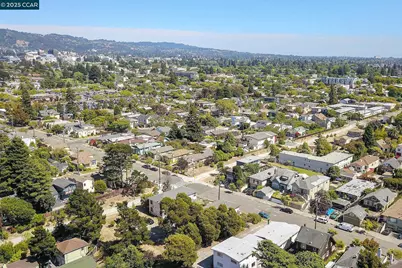 1322 Virginia Street, Berkeley, CA 94702 - Photo 10