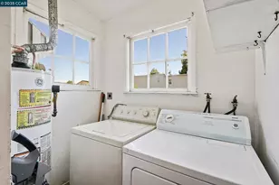 1322 Virginia St, Berkeley, CA 94702 - Photo 32