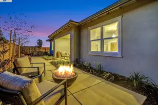 367 Calabria Dr, Mountain House, CA 95391 - Photo 32