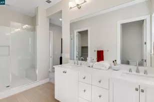 2818 Stampede Ln, Tracy, CA 95377 - Photo 6