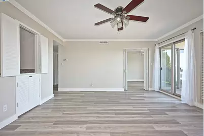 19100 Crest Ave #23, Castro Valley, CA 94546 - Photo 12