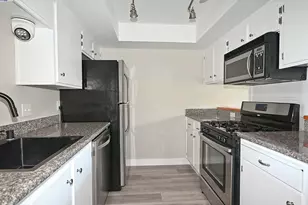 19100 Crest Ave, Castro Valley, CA 94546 - Photo 6