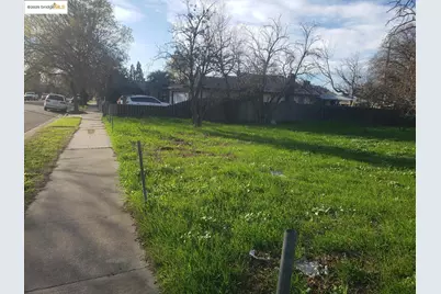 2387 Lafayette St, Stockton, CA 95205 - Photo 2