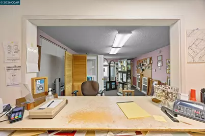 8401 Baldwin St, Oakland, CA 94621 - Photo 32