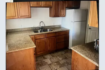 5936 Martin Luther King Jr Way, Oakland, CA 94609 - Photo 2