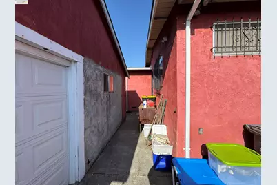 1953 102nd Ave, Oakland, CA 94603 - Photo 30