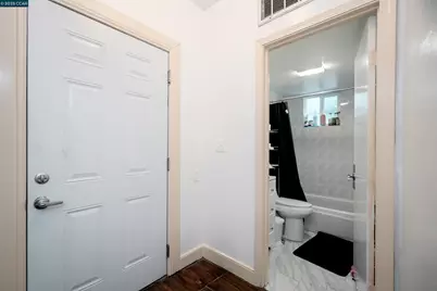 2510 21st St, Oakland, CA 94110 - Photo 12